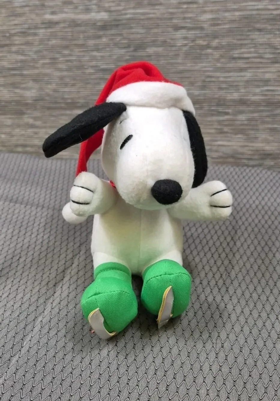 2010 Hallmark Peanuts 6